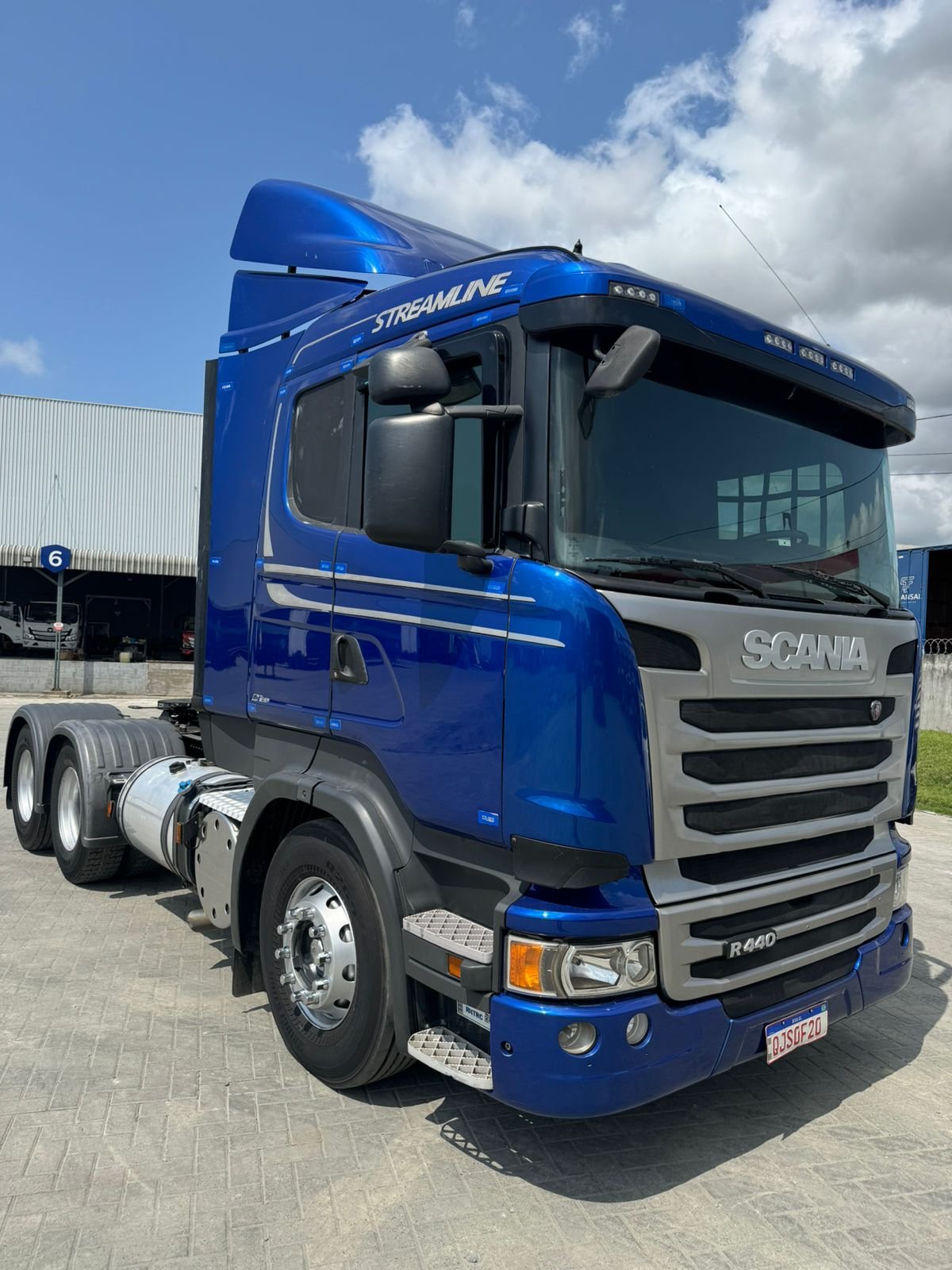 WhatsApp Image 2025-01-31 at 15.10.49 (1)